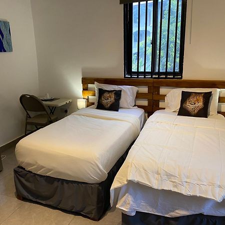 Belvoir Estate Serviced Apart-Hotel & Residence Freetown Ngoại thất bức ảnh